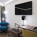 One Shot Reina Victoria Hotell
