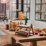 One Shot Reina Victoria Hotell Valencia