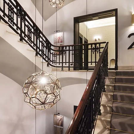 Hotel One Shot Reina Victoria