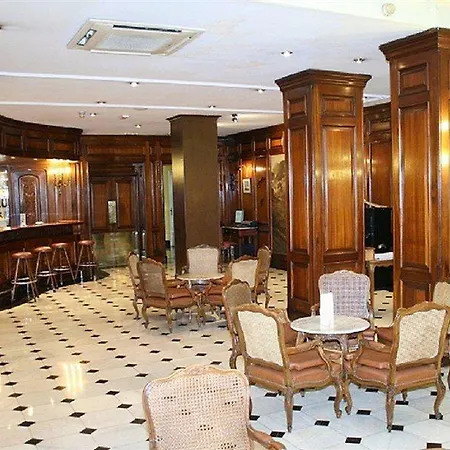 One Shot Reina Victoria Hotel Valencia