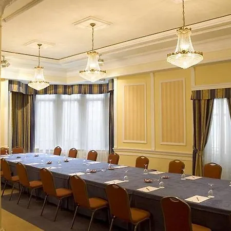 Hotel One Shot Reina Victoria