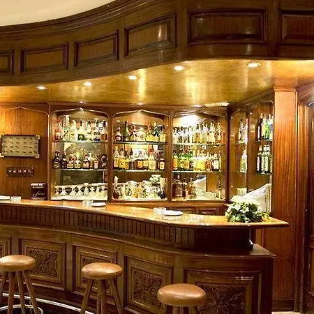 Hotel One Shot Reina Victoria