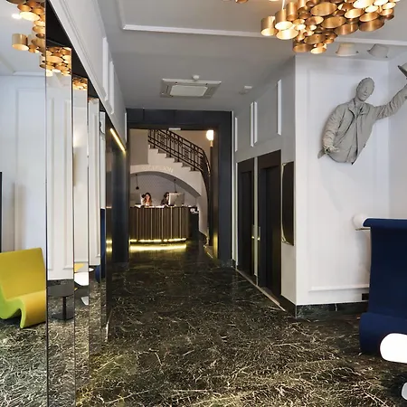 Hotel One Shot Reina Victoria
