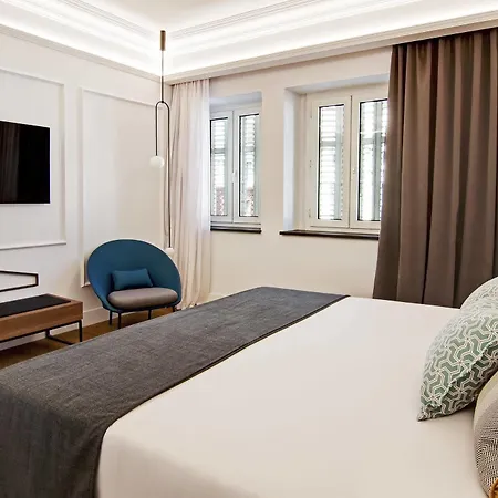 One Shot Reina Victoria Hotel Valencia