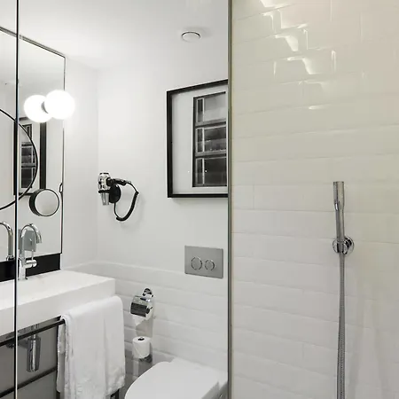 Hotel One Shot Reina Victoria 4*